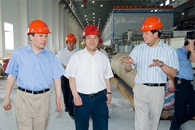2007年5月25日，時任全國政協(xié)常委、經濟委員會副主任、中國包裝聯合會會長石萬鵬一行來公司視察