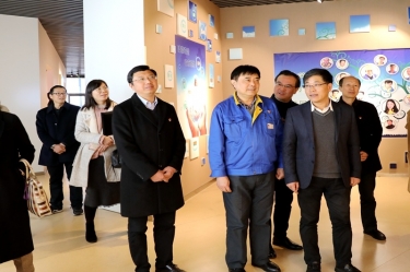 2020年1月3日，時任浙江省民政廳黨組成員、副廳長江宇蒞臨景興紙業(yè)調(diào)研企業(yè)發(fā)展情況、黨建工作